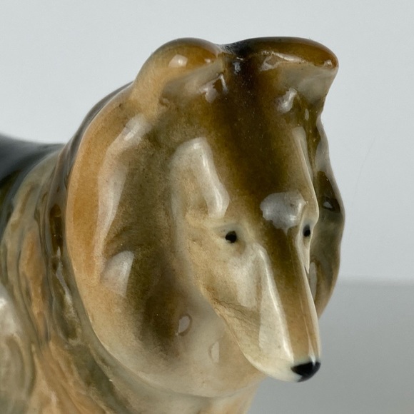 Handpainted Collie dog figurine - Picture 3 of 4
